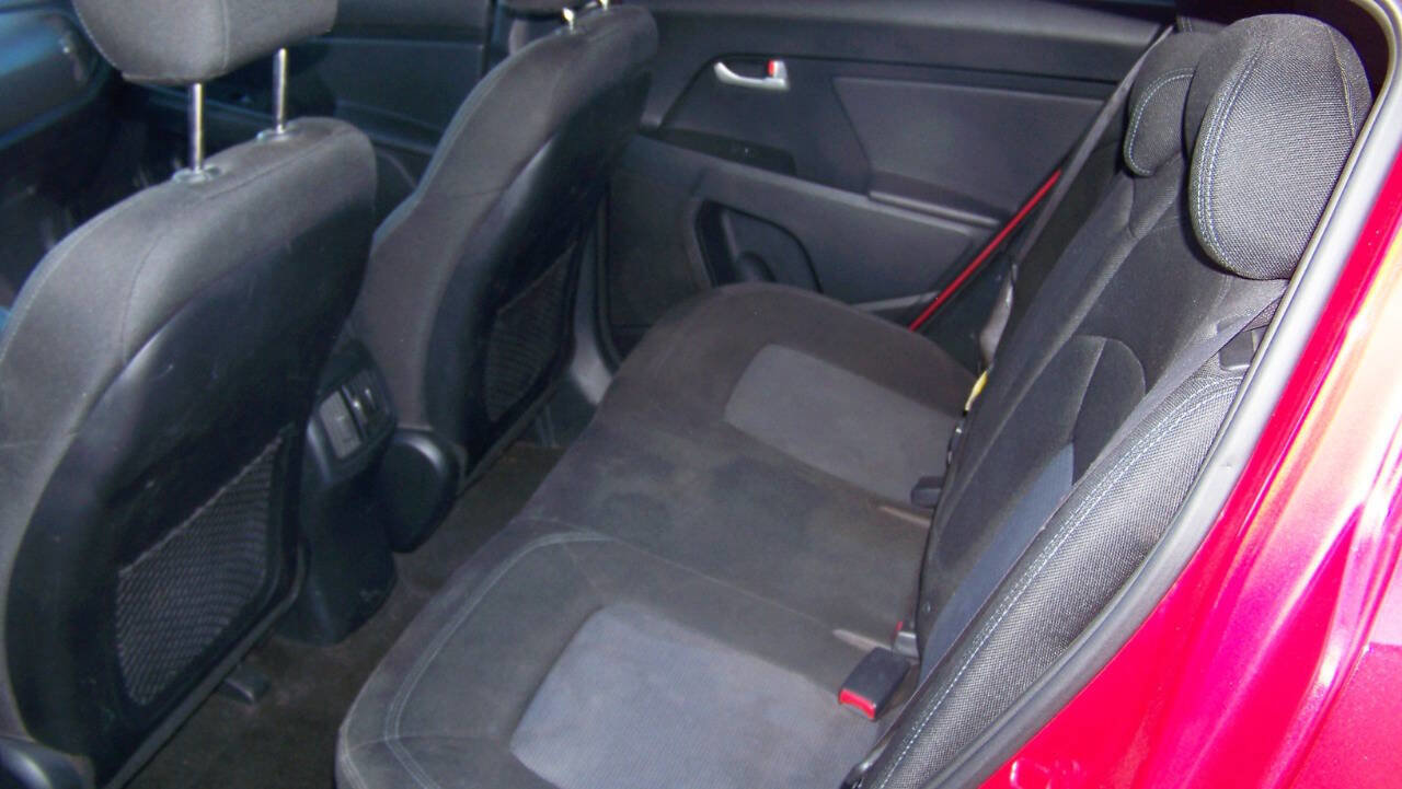 Used 2015 Kia Sportage LX FWD image 11