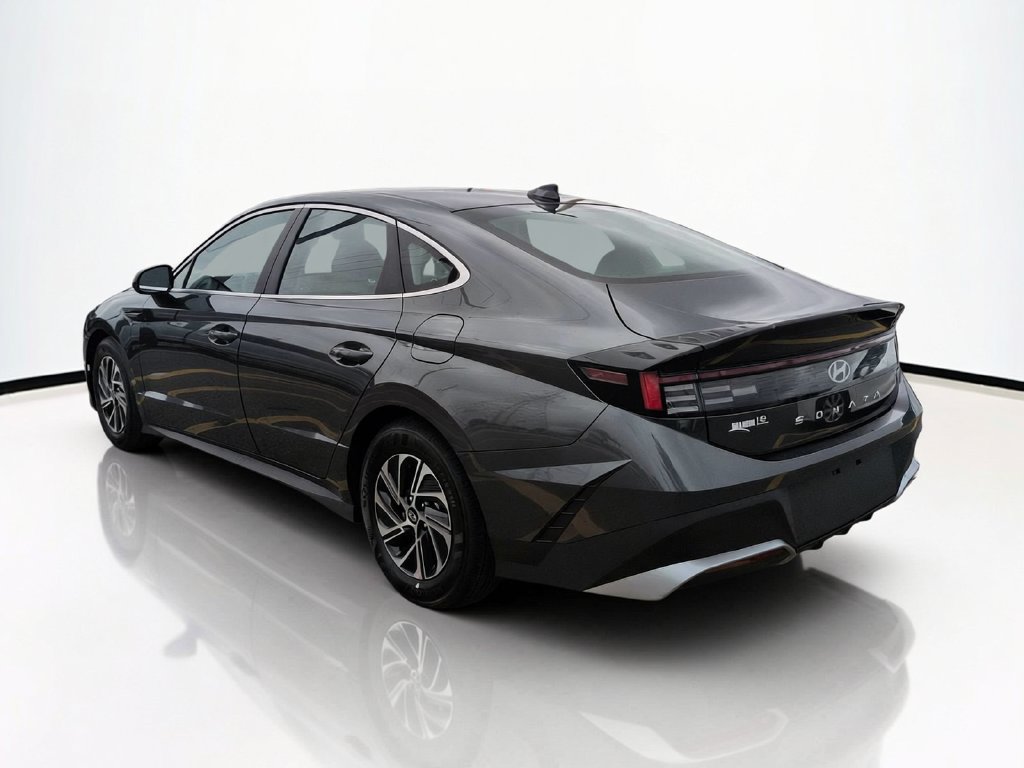 New 2027 Hyundai Sonata Blue FWD image 9