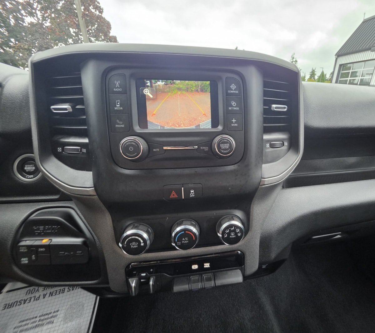 Used 2024 RAM 3500 Tradesman w/ Chrome Appearance Group AWD/4WD image 11