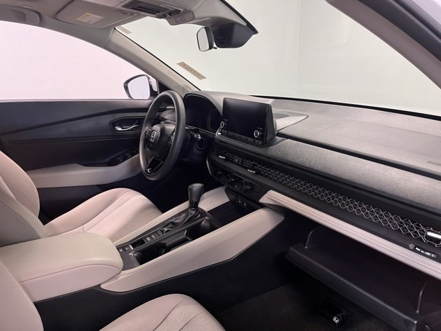 Used 2024 Honda Accord EX image 11