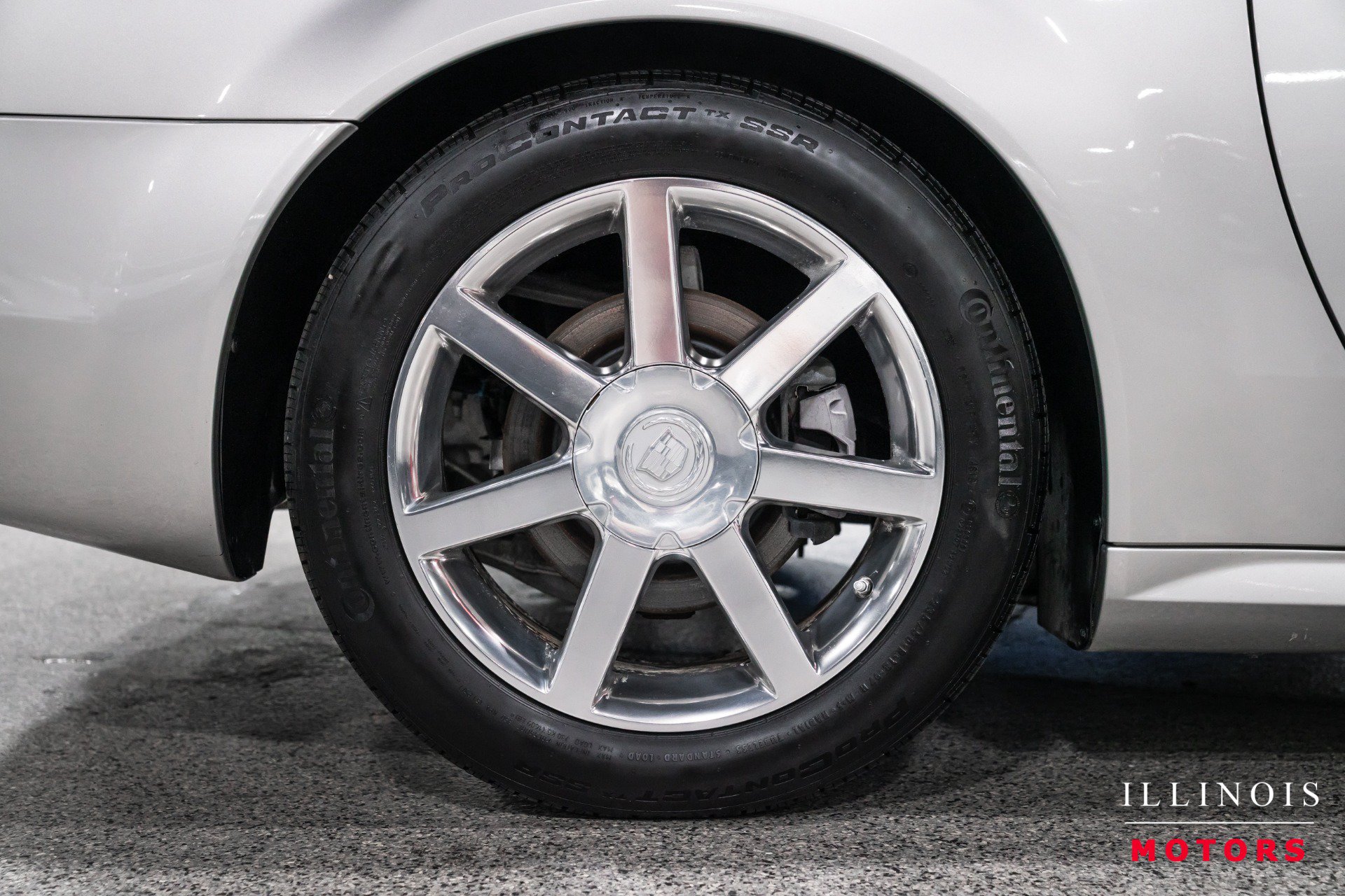 Used 2004 Cadillac XLR RWD image 11