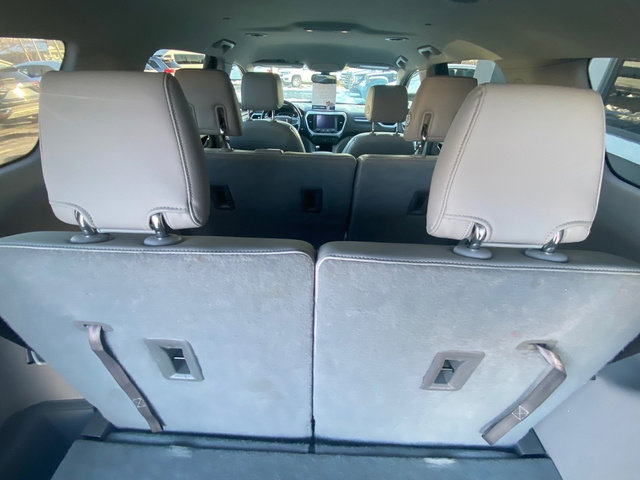 Used 2019 GMC Acadia SLT image 36