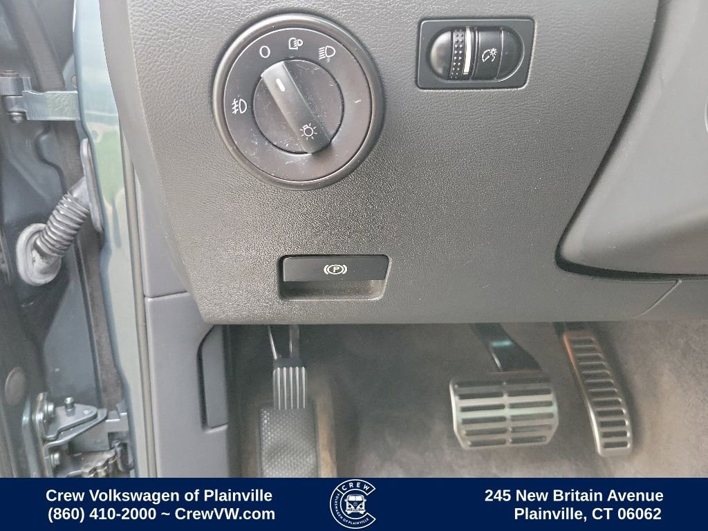 Used 2004 Volkswagen Touareg V8 AWD/4WD image 42