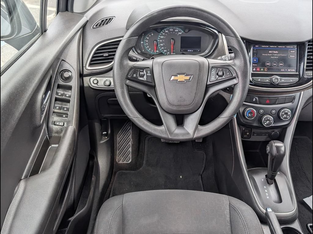 Used 2020 Chevrolet Trax LS w/ Tint and Cruise Package FWD image 10