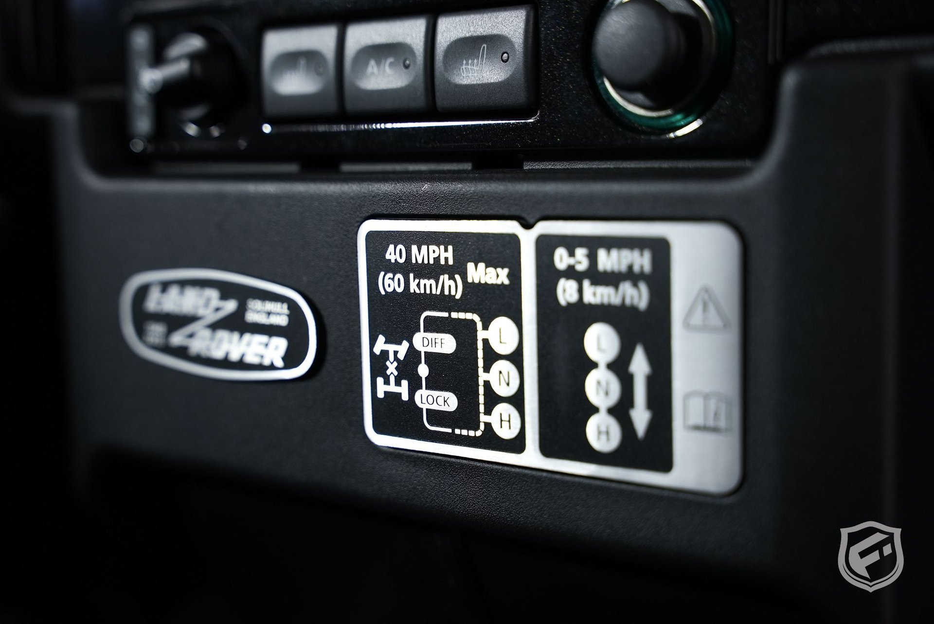 Used 1991 Land Rover Defender 110 image 35