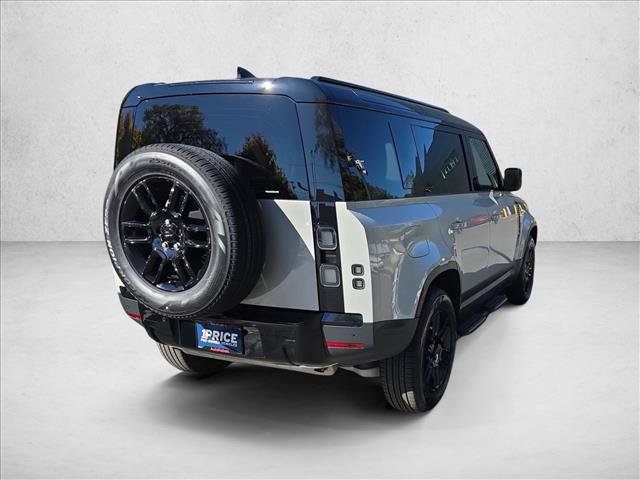 Used 2026 Land Rover Defender 110 S AWD/4WD image 5