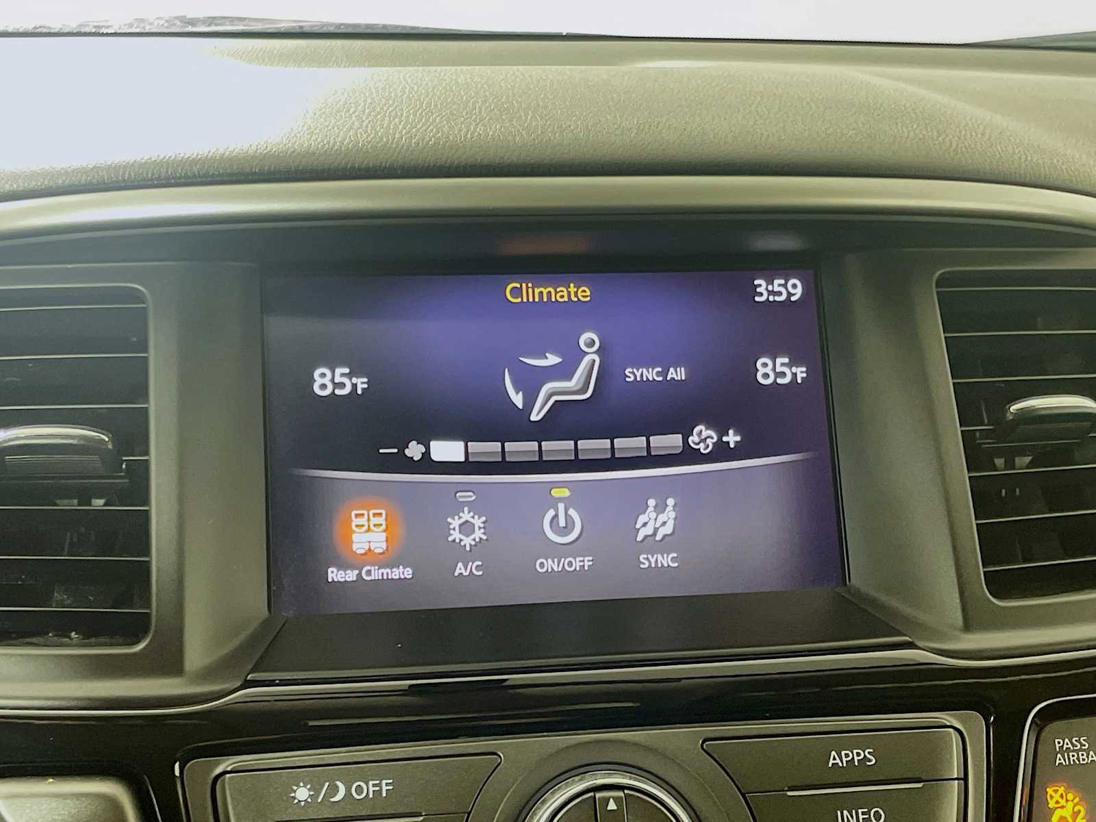 Used 2020 Nissan Pathfinder S image 13