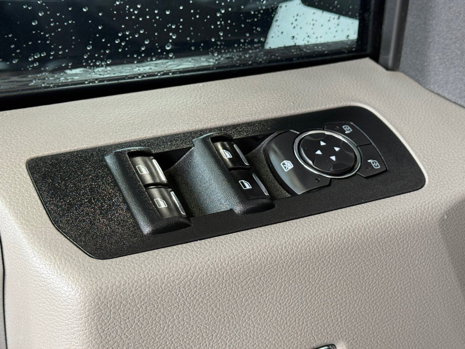 Used 2017 Ford F150 XLT RWD image 13