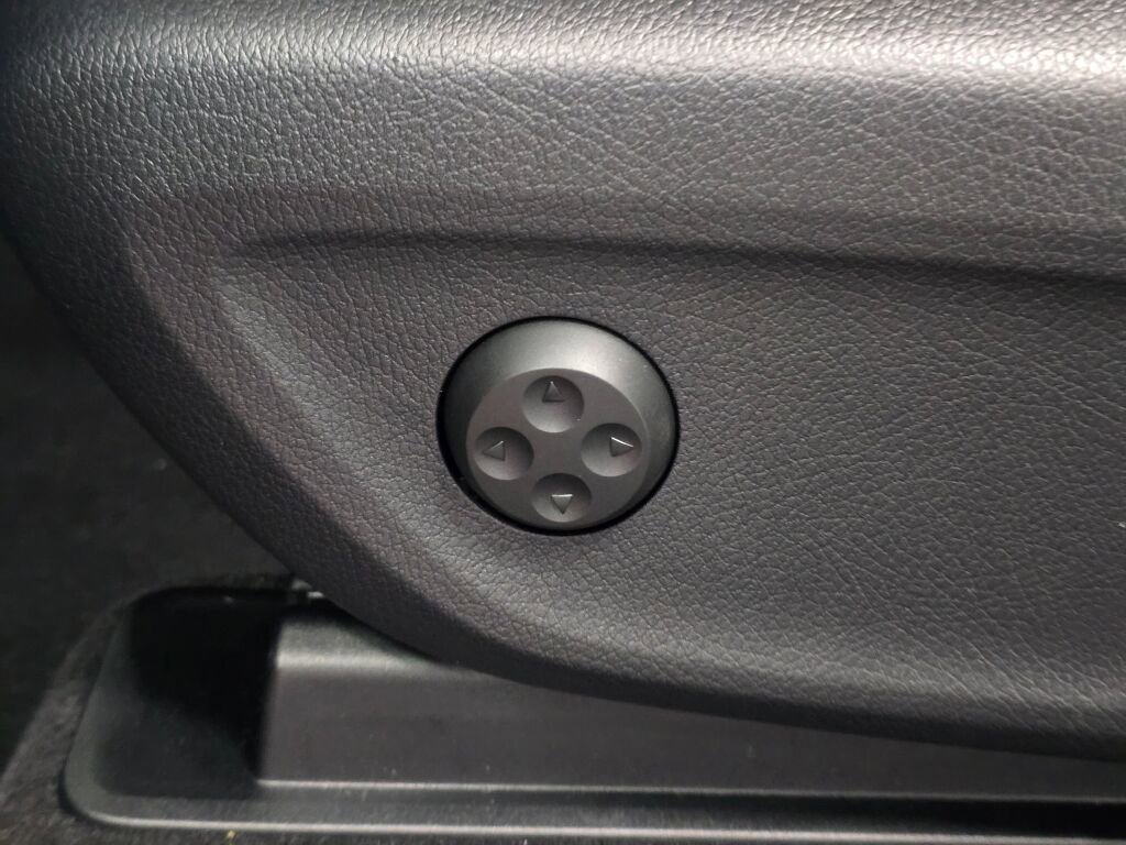 New 2026 Mercedes-Benz GLE 450 4MATIC Coupe image 23