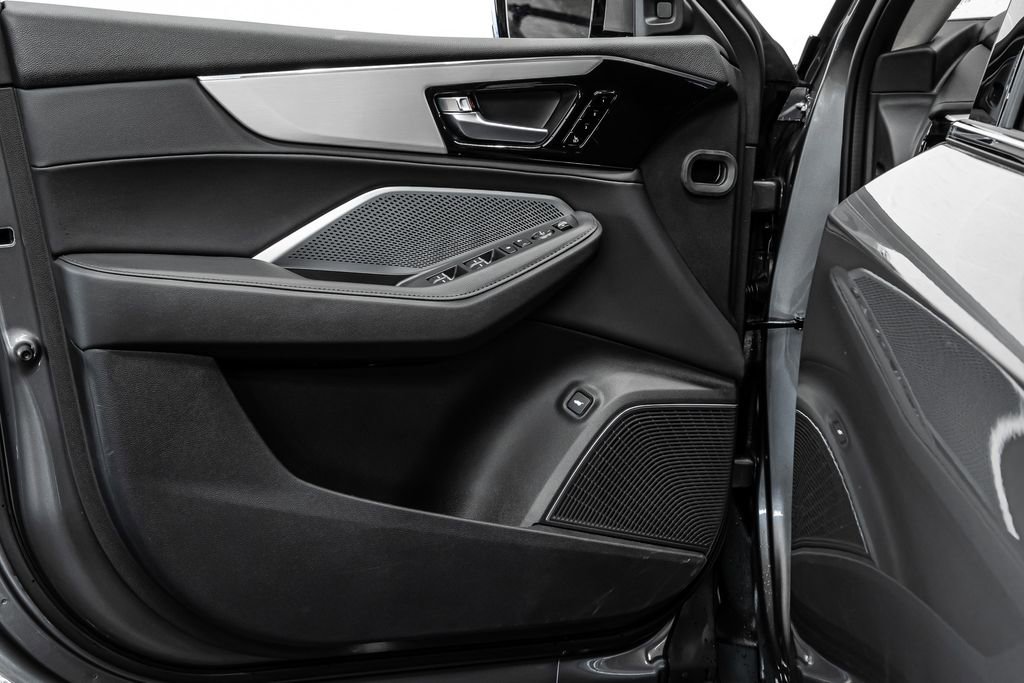 New 2026 Acura MDX SH-AWD image 19