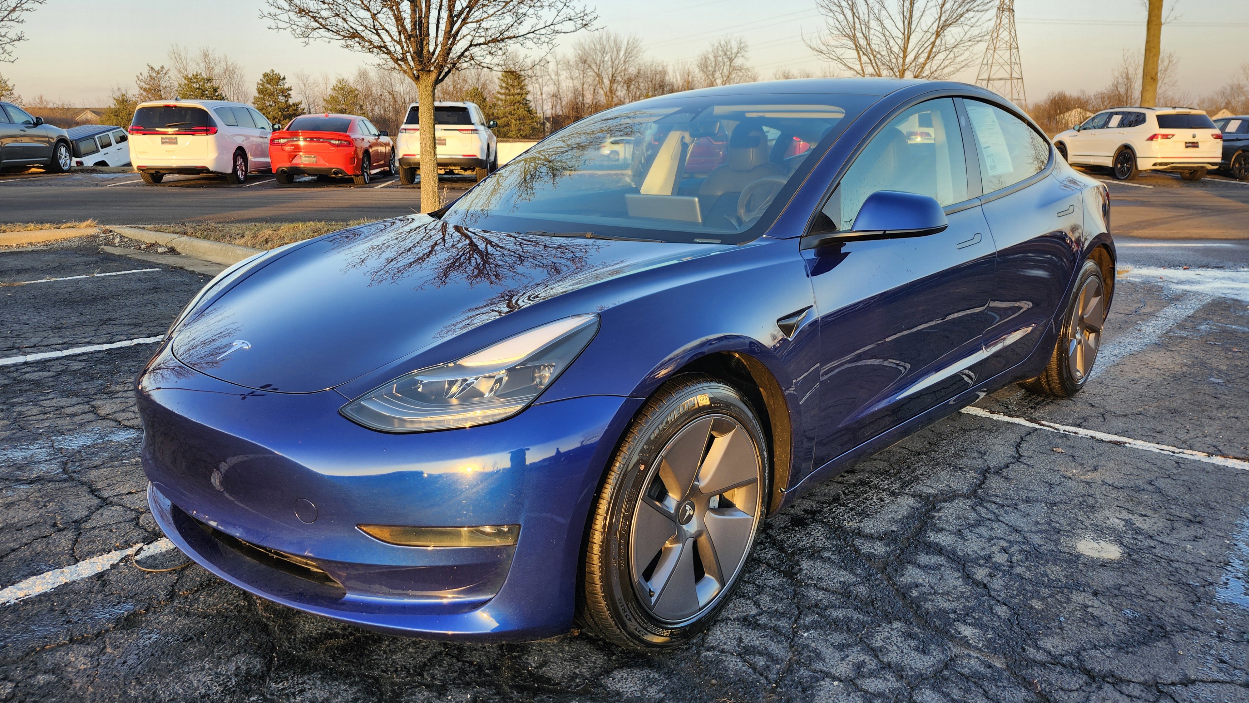 Used 2023 Tesla Model 3 Standard Range image 12
