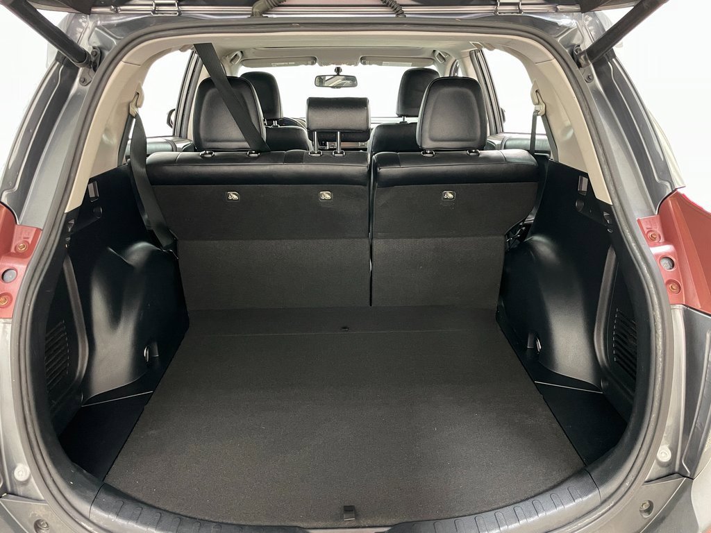 Used 2014 Toyota RAV4 Limited image 40