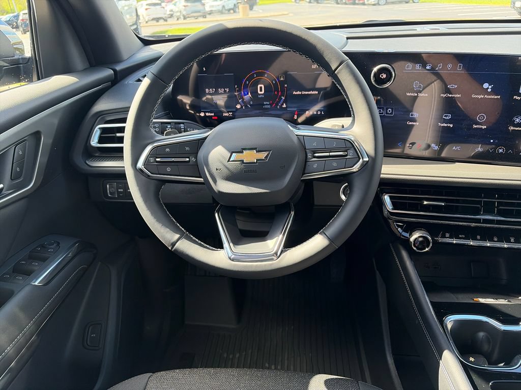 New 2026 Chevrolet Traverse LT w/ Sun and Wheel Package AWD/4WD image 10