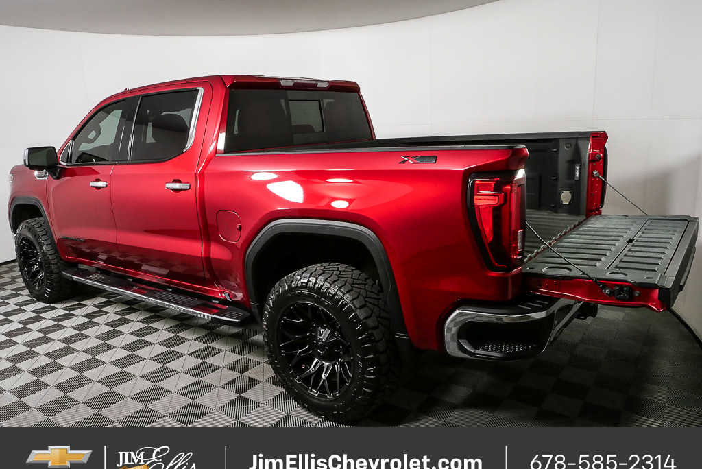 Used 2021 GMC Sierra 1500 SLT w/ SLT Premium Plus Package AWD/4WD image 34