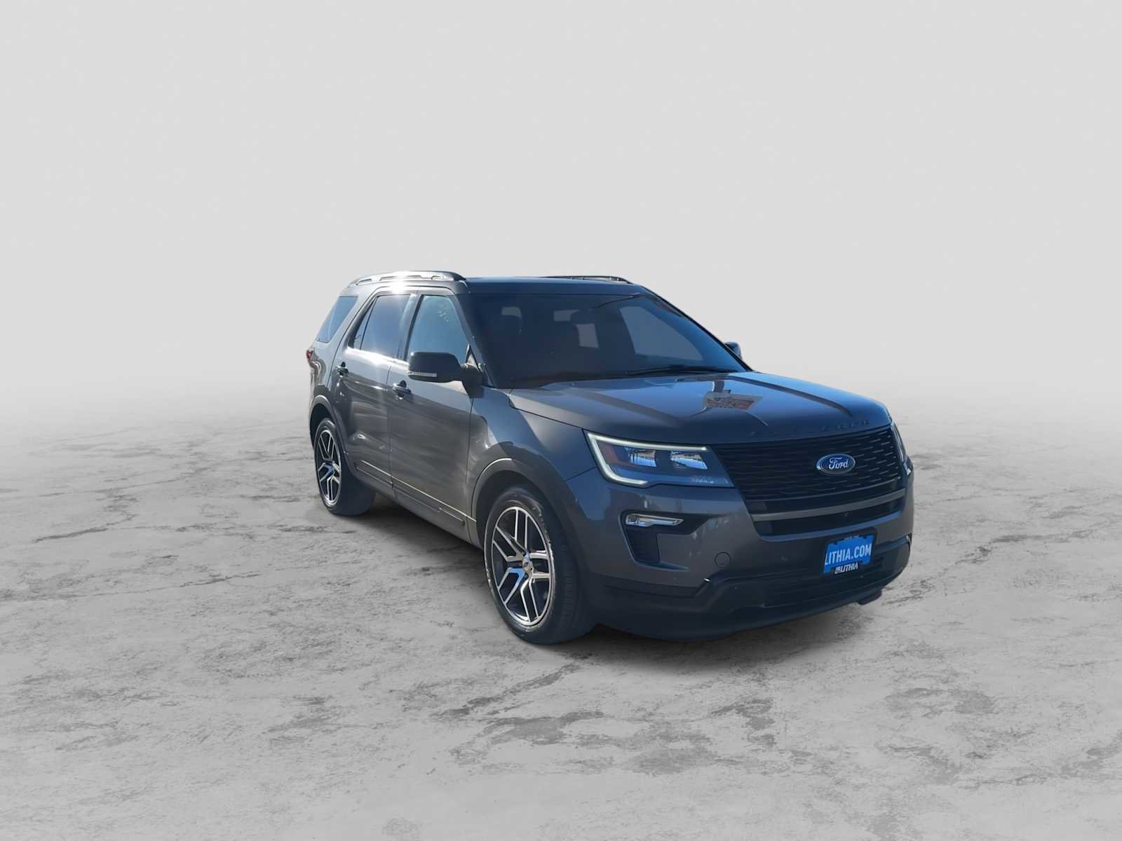 Used 2018 Ford Explorer Sport w/ Equipment Group 401A image 2