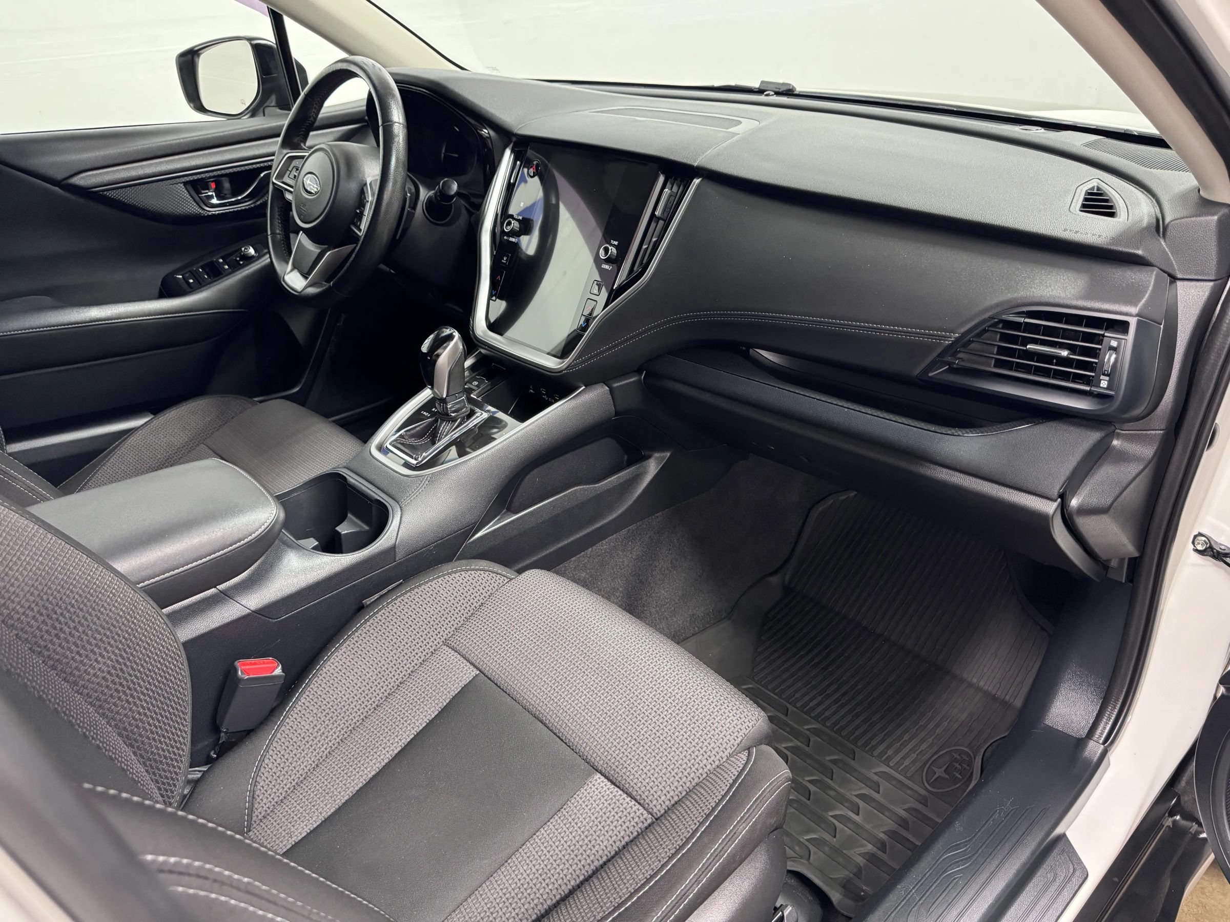 Used 2021 Subaru Outback Premium AWD/4WD image 9