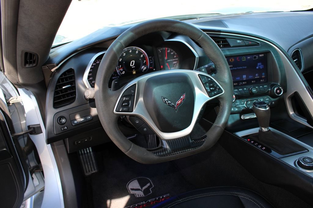 Used 2017 Chevrolet Corvette Grand Sport RWD image 10