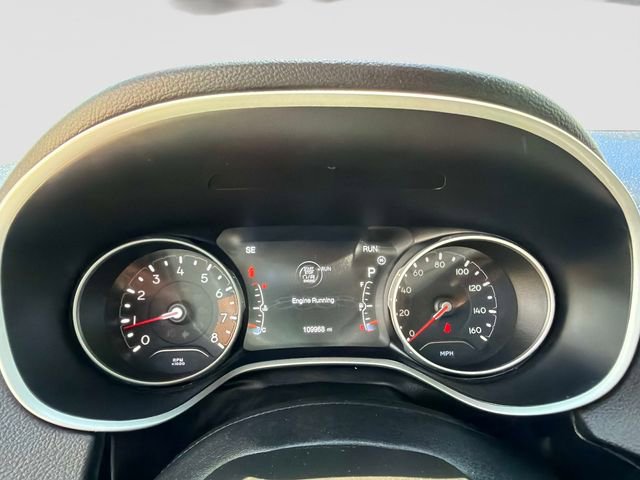 Used 2017 Jeep Compass Latitude w/ Popular Equipment Group FWD image 30