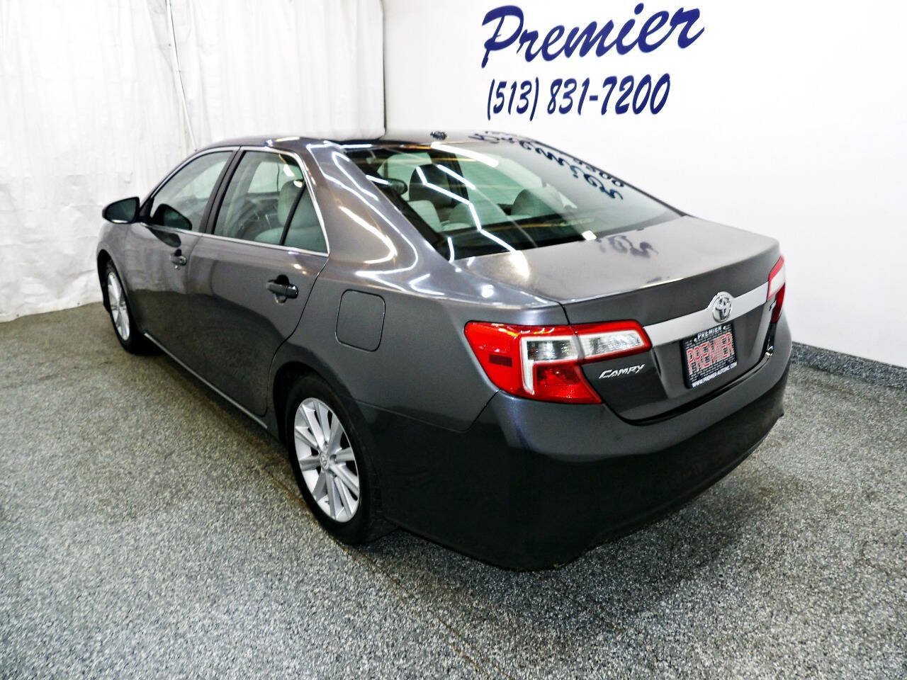 Used 2013 Toyota Camry XLE FWD image 4