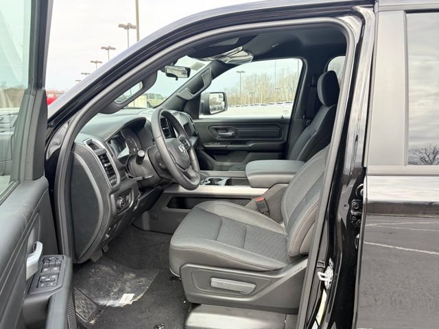 New 2026 RAM 1500 Express AWD/4WD image 15