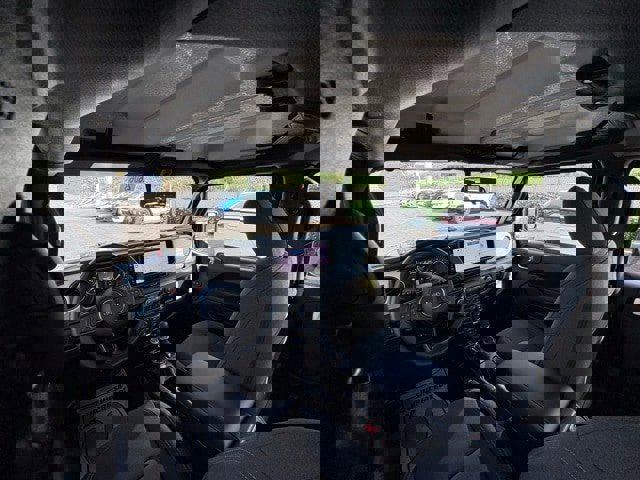 New 2026 Jeep Gladiator Sport image 18