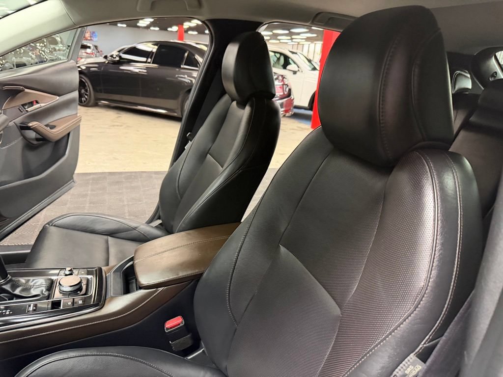 Used 2022 MAZDA CX-30 AWD 2.5 S w/ Premium Package image 34
