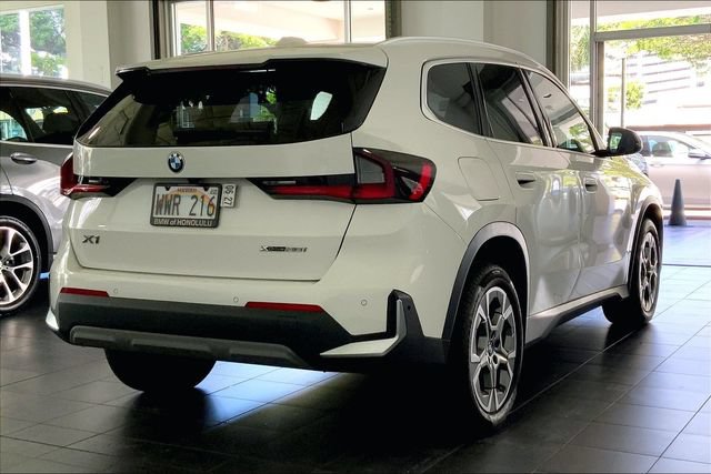 Certified 2023 BMW X1 xDrive28i w/ Convenience Package AWD/4WD image 6