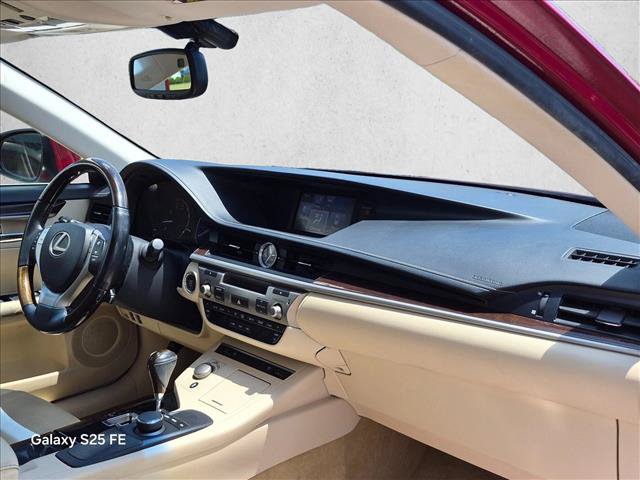 Used 2014 Lexus ES 350 w/ Premium Package FWD image 21