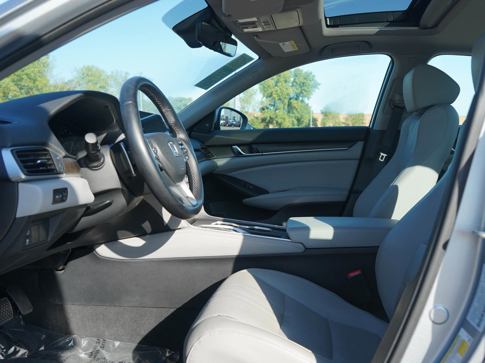 Used 2018 Honda Accord EX-L image 20