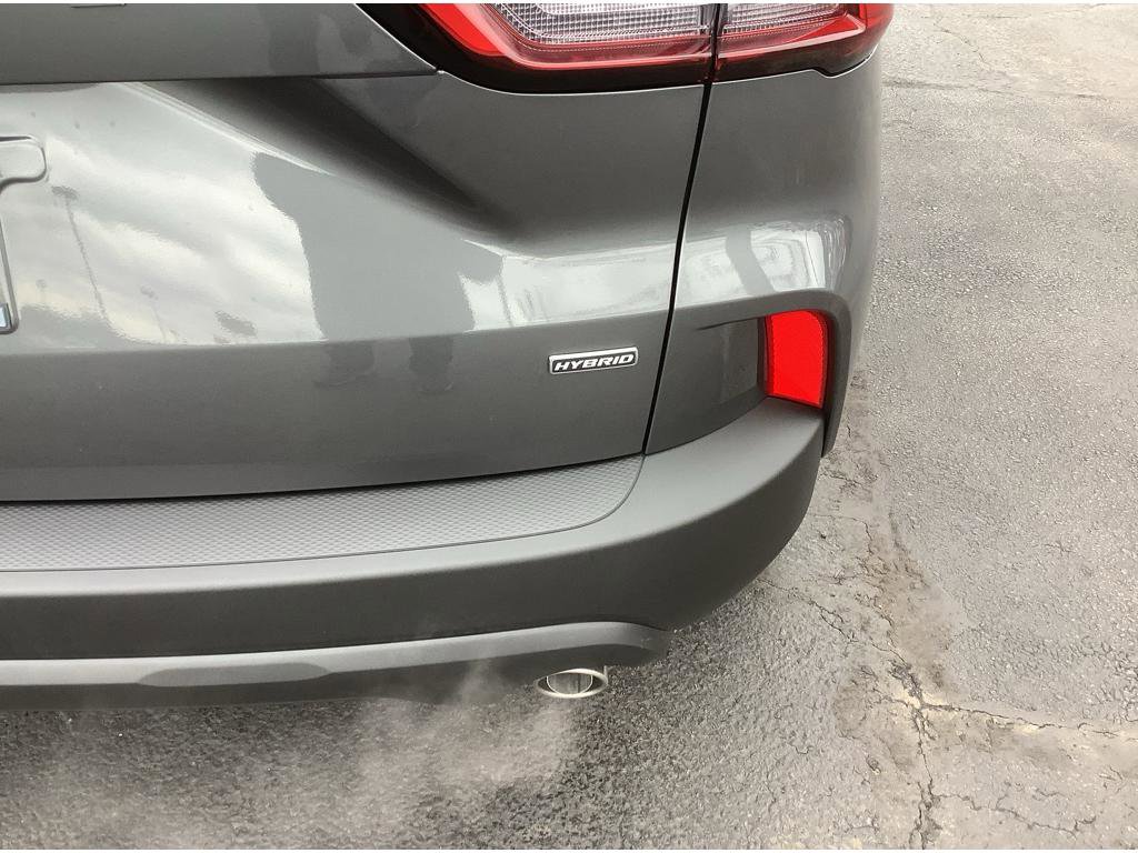 New 2025 Ford Escape ST-Line w/ Equipment Group 301A image 9