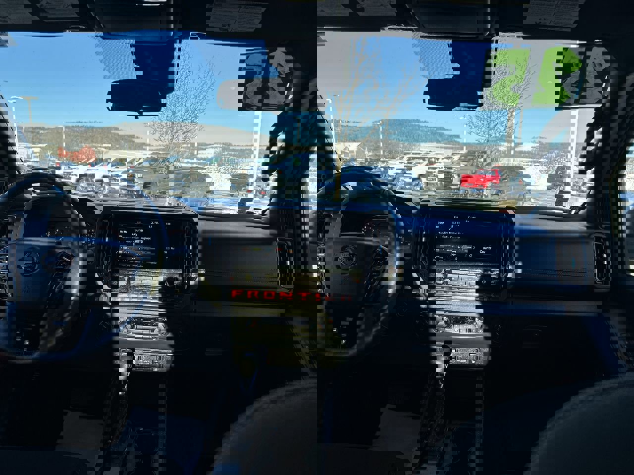 Used 2025 Nissan Frontier PRO-4X w/ Pro Convenience Package image 16