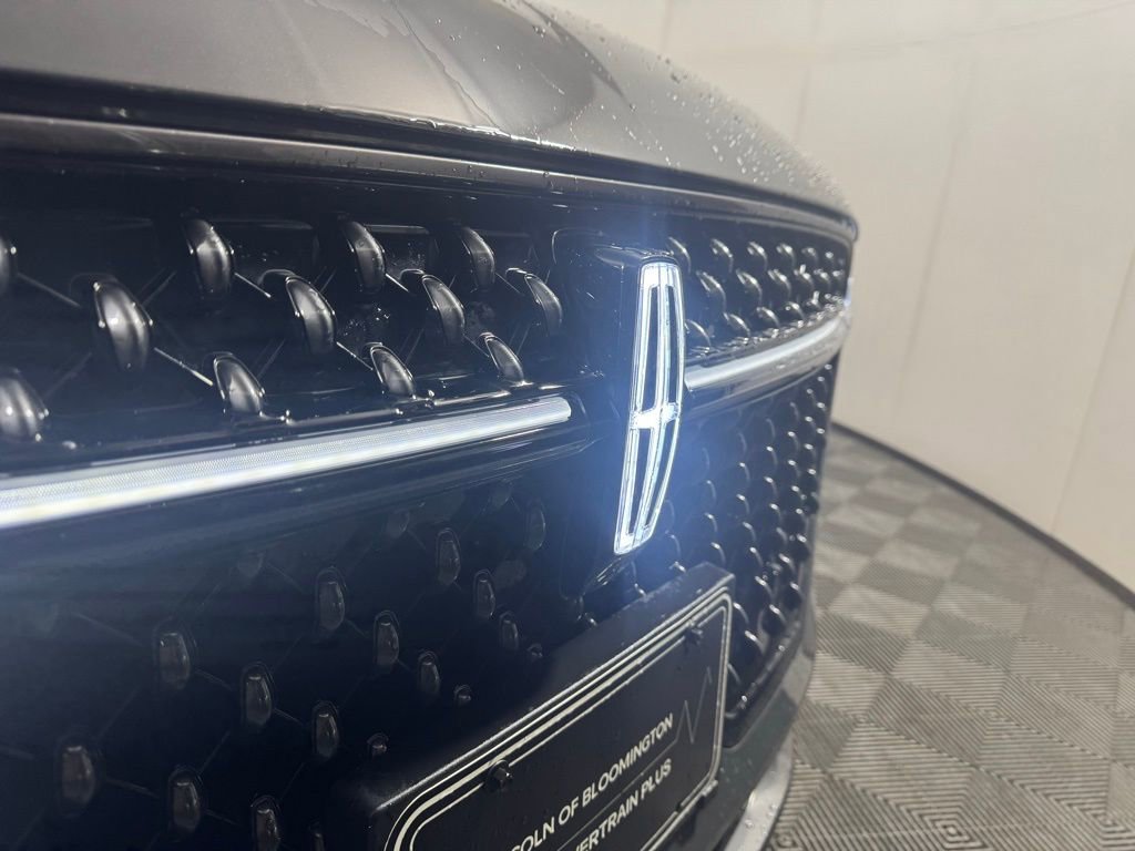 New 2024 Lincoln Nautilus Black Label w/ Jet Appearance Package (87T) image 9