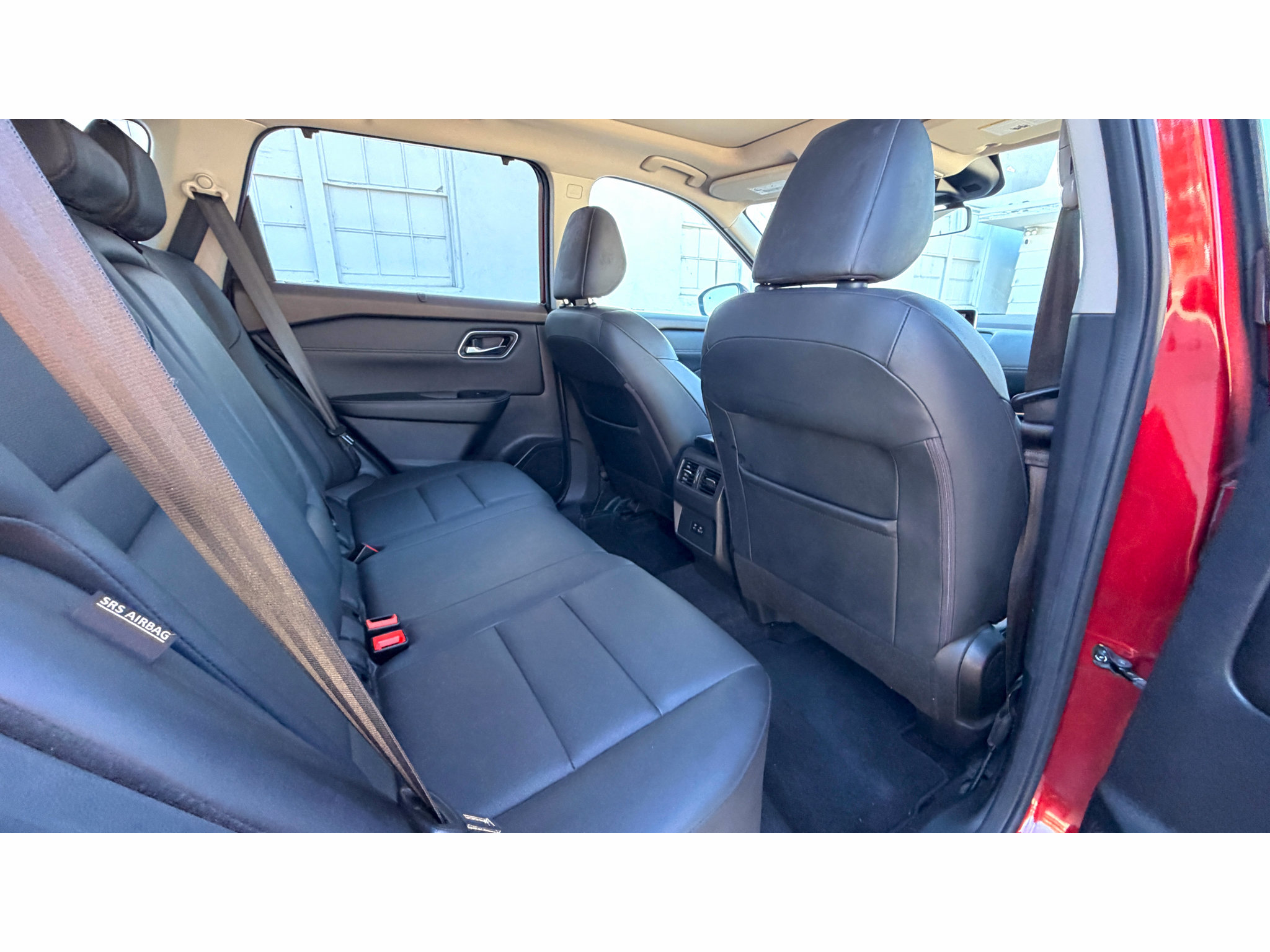 Used 2021 Nissan Rogue SV w/ Premium Package AWD/4WD image 11