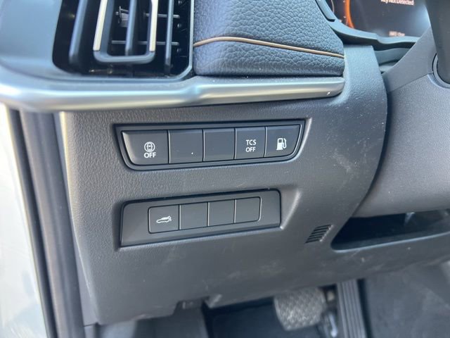 Certified 2024 MAZDA CX-90 Plug-In Hybrid w/ Preferred image 22