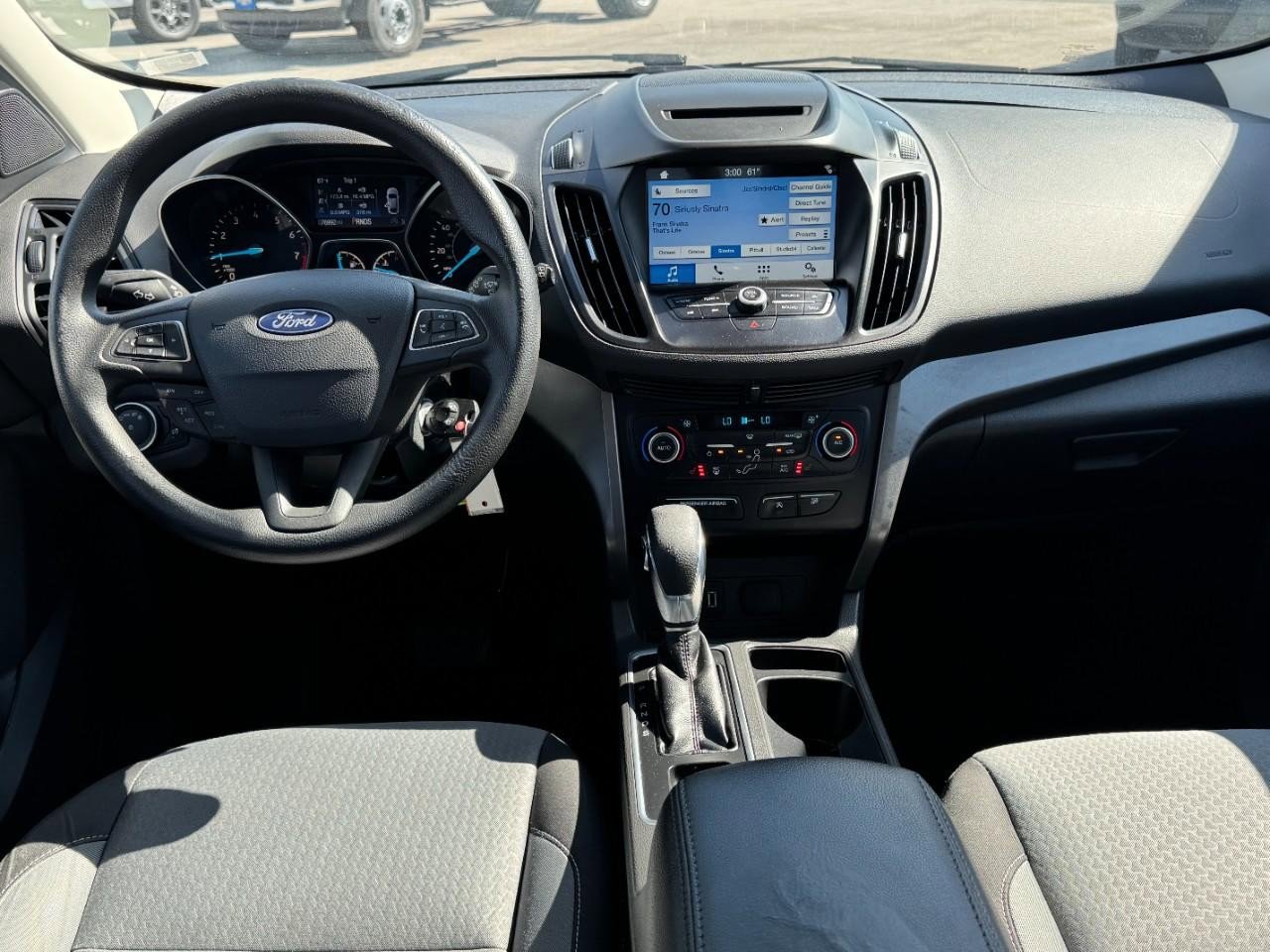 Used 2018 Ford Escape SE w/ SE Sync 3 Package image 11