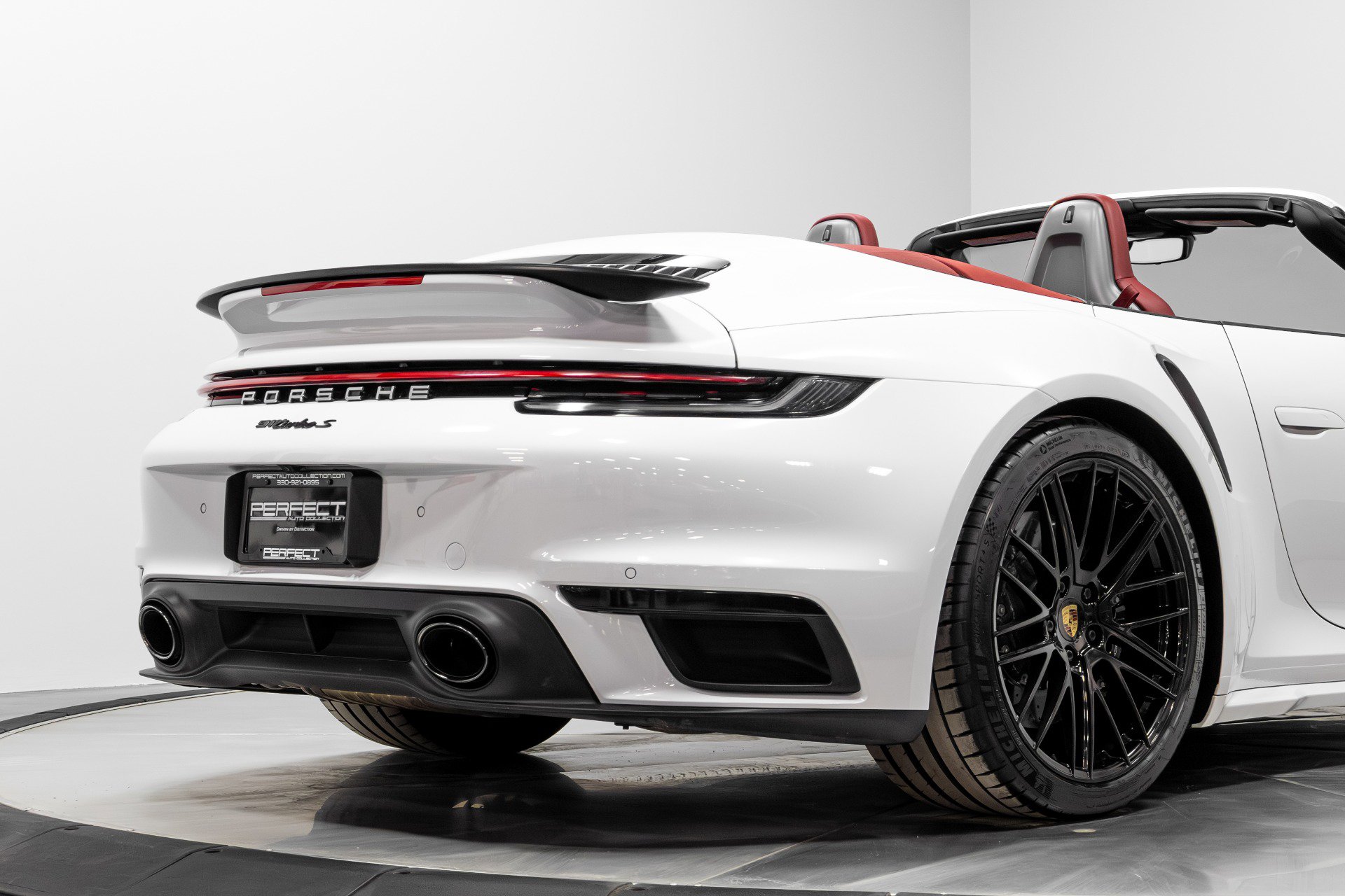 Used 2021 Porsche 911 Turbo S image 16