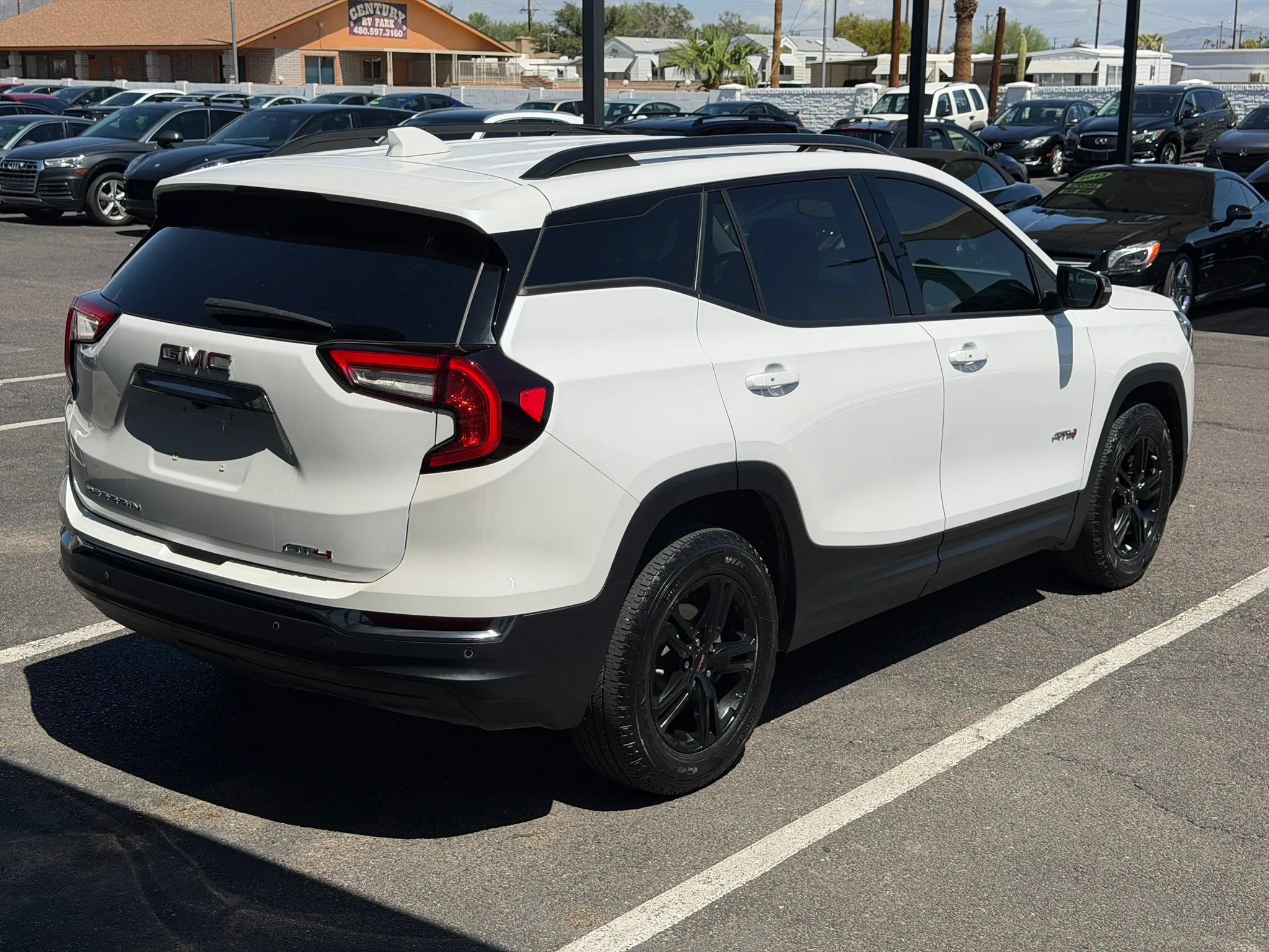 Used 2024 GMC Terrain AT4 AWD/4WD image 7
