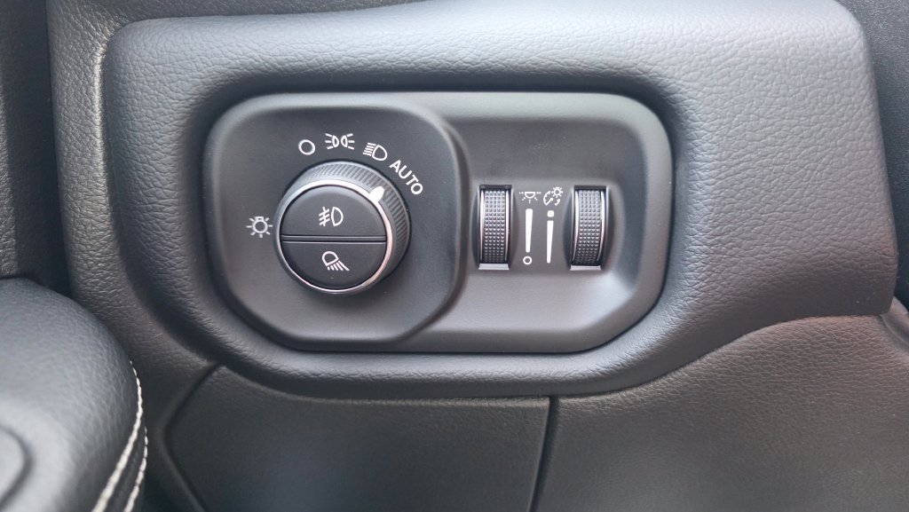 New 2026 RAM 3500 Laramie w/ Night Edition AWD/4WD image 27