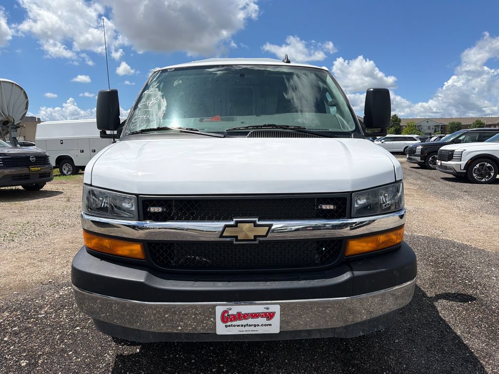 New 2025 Chevrolet Express 3500 w/ Power Convenience Package RWD image 3