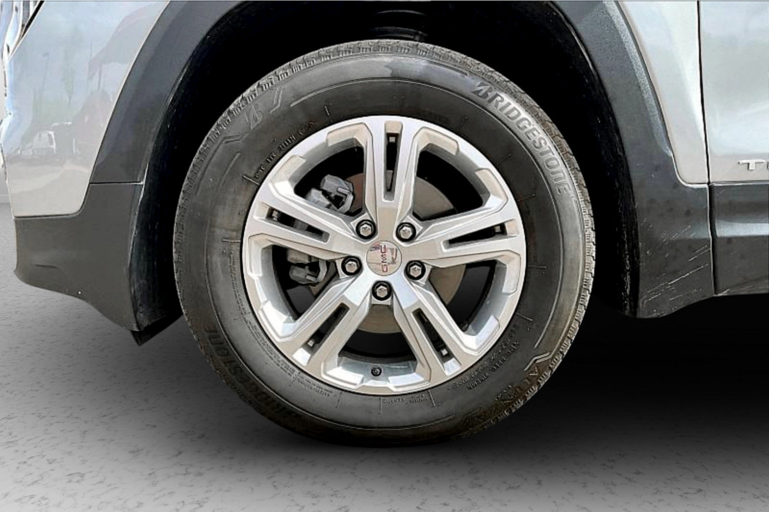 Used 2025 GMC Terrain Elevation image 9