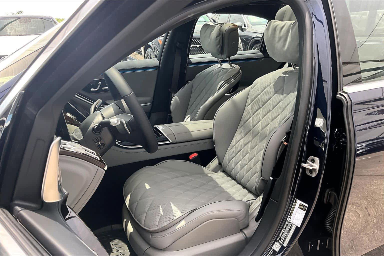 New 2026 Mercedes-Benz S 580e 4MATIC Sedan image 17