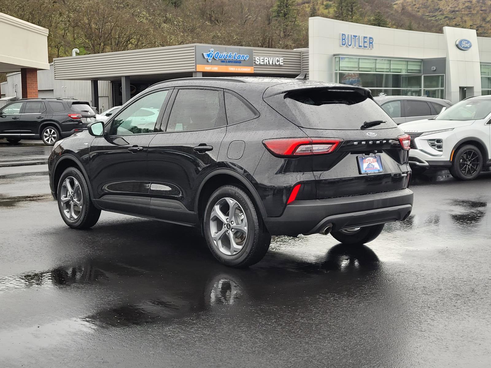 Used 2025 Ford Escape ST-Line AWD/4WD image 7