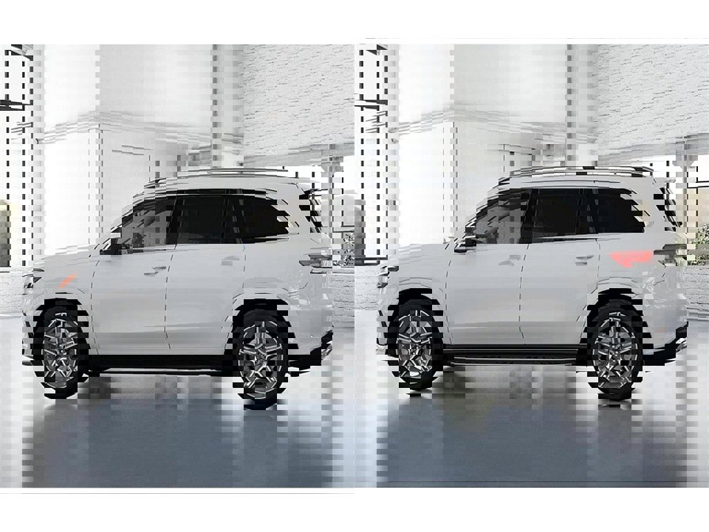 New 2026 Mercedes-Benz GLS 450 4MATIC image 33