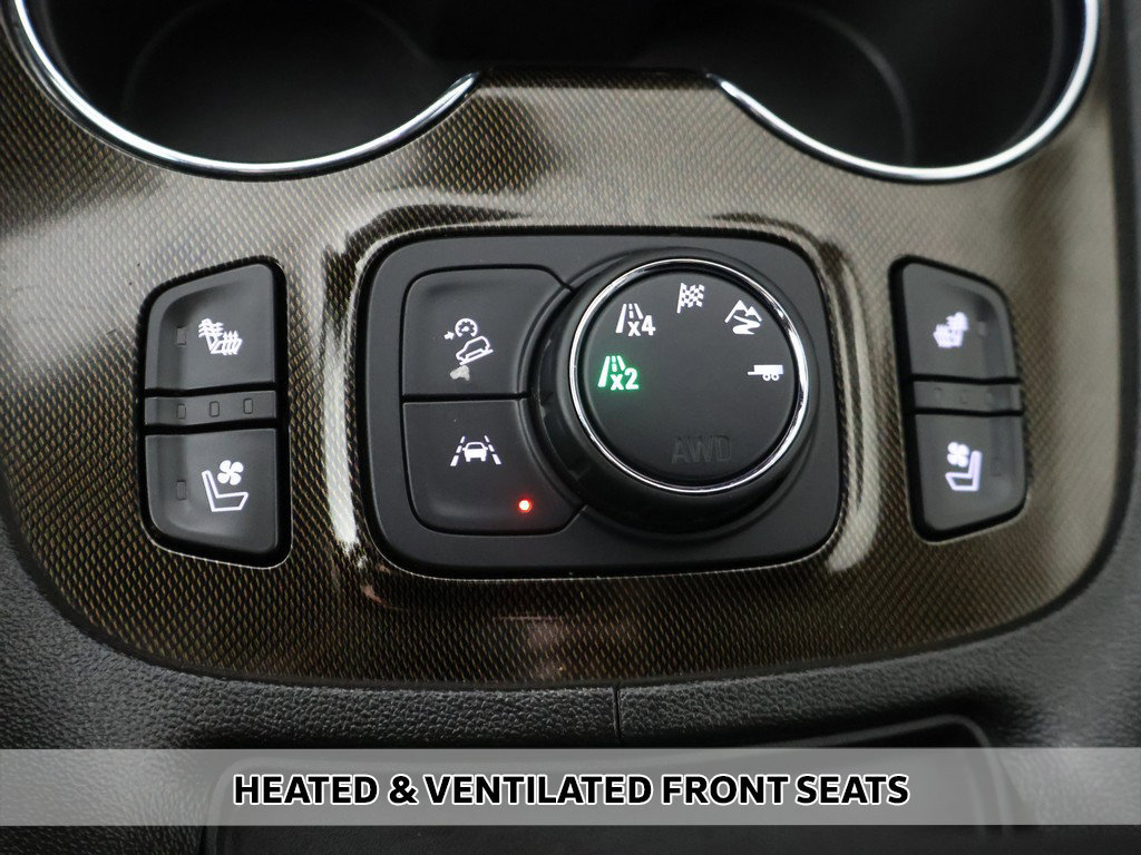 Used 2023 GMC Acadia AT4 w/ Preferred Package AWD/4WD image 9