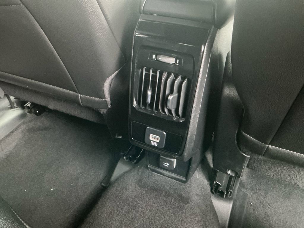 Used 2024 Jeep Compass Limited image 21