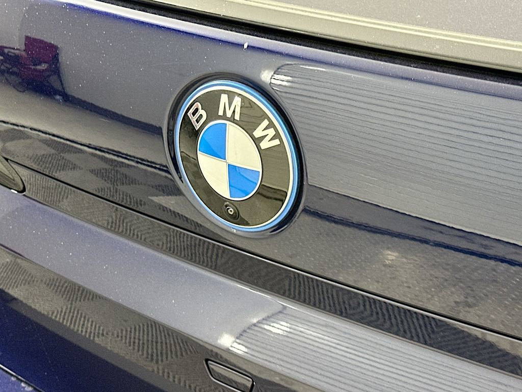 New 2026 BMW 750e xDrive w/ Executive Package image 22