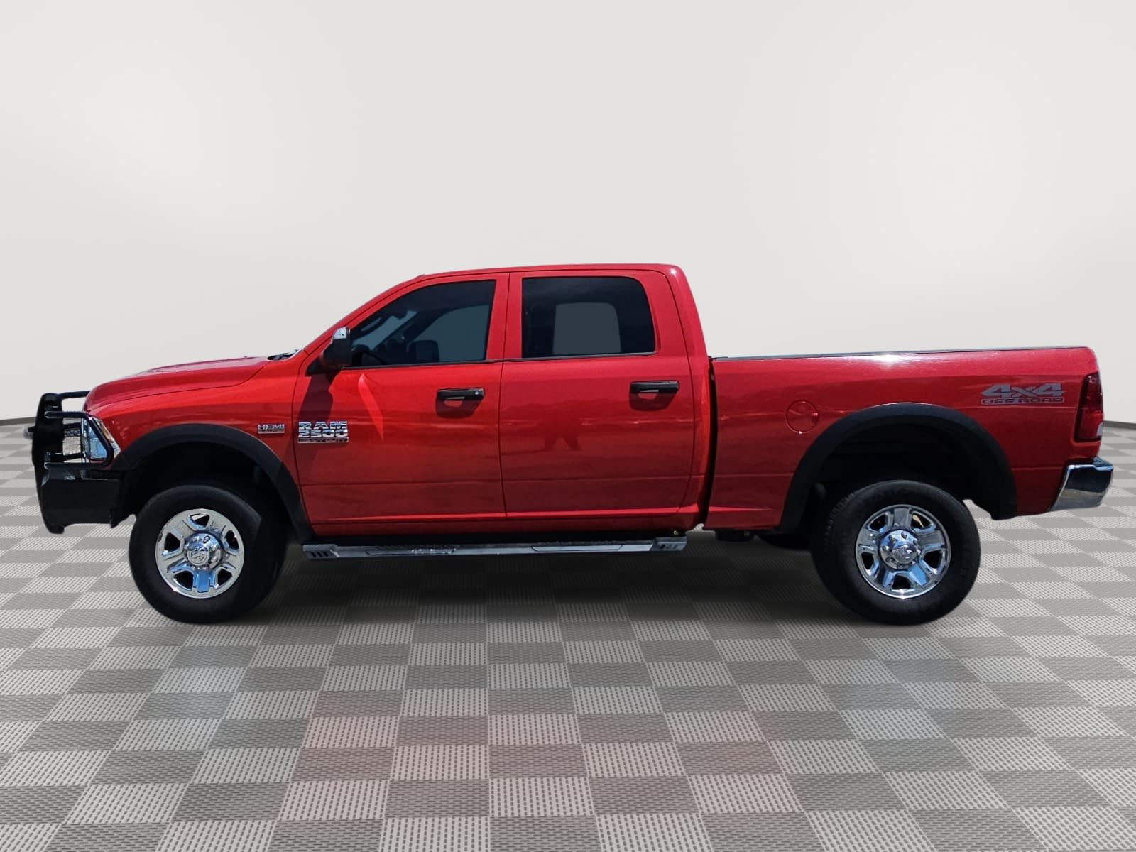 Used 2018 RAM 2500 Tradesman w/ Chrome Appearance Group AWD/4WD image 5