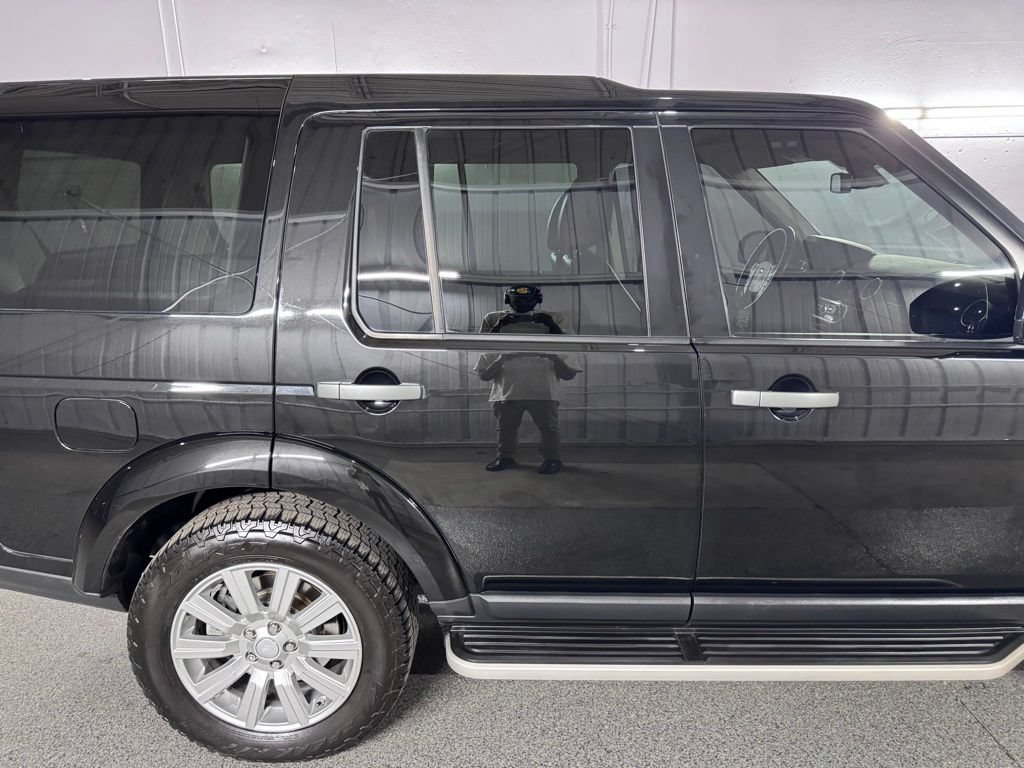 Used 2016 Land Rover LR4 AWD/4WD image 9