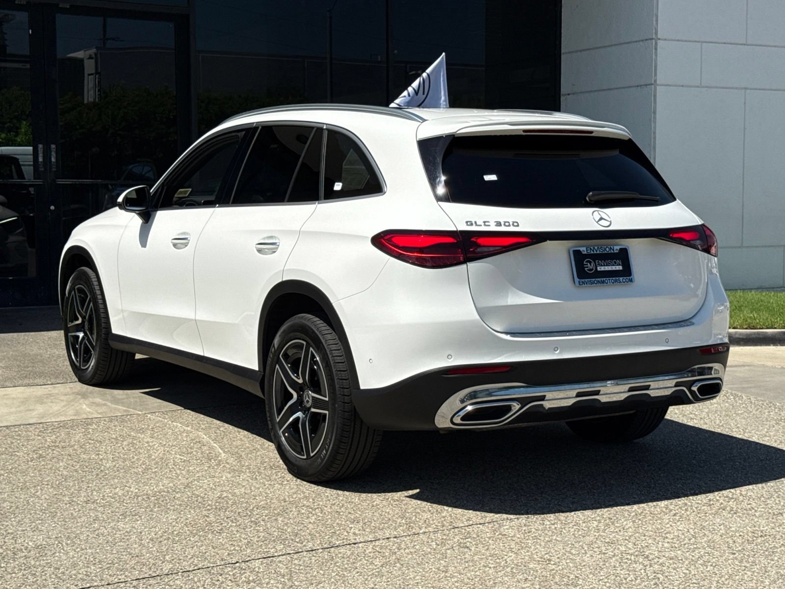 Used 2026 Mercedes-Benz GLC 300 image 10