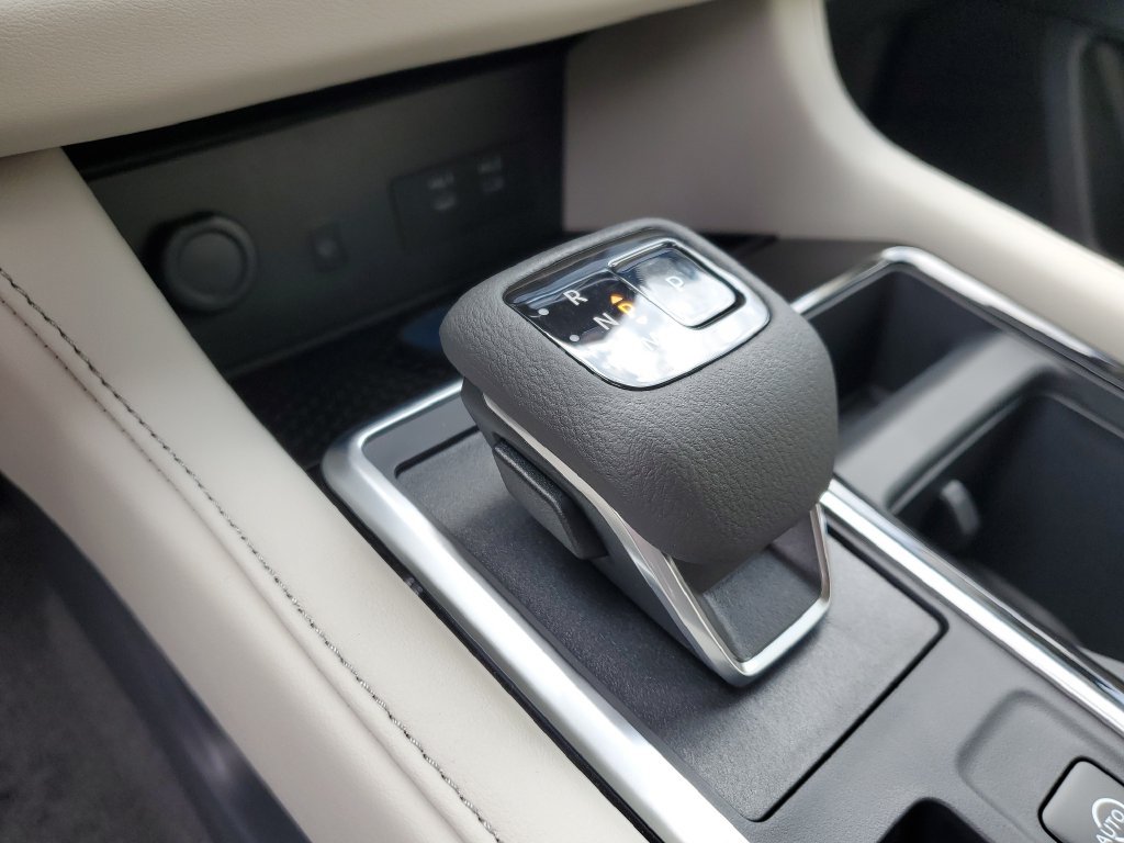 New 2026 Nissan Pathfinder SL FWD image 33